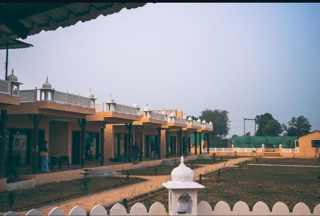 Ranthambhore Pride Otel Sawai Madhopur Dış mekan fotoğraf